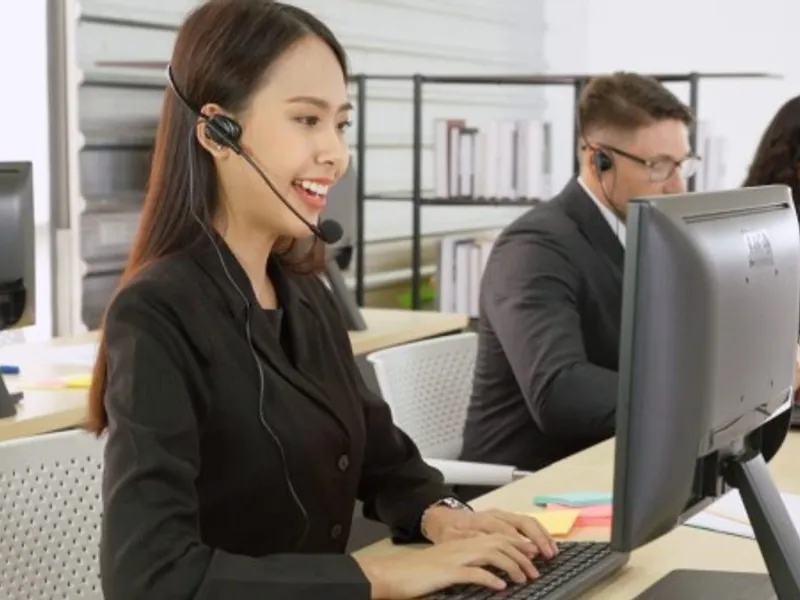 Đội ngũ hỗ trợ khách hàng 24/7 của Suncity888